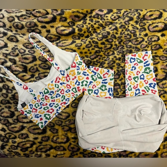 Beach Riot Set Primary Color Leopard Print Matching Set SZ Large - Picture 6 of 11